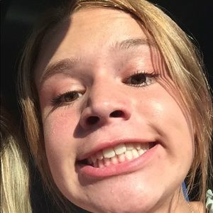 Meet your Posher, Joni